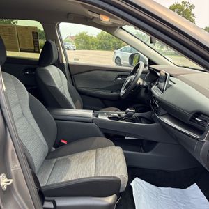 صورة مصغرة 33 لـ 2023 Nissan ROGUE SV
