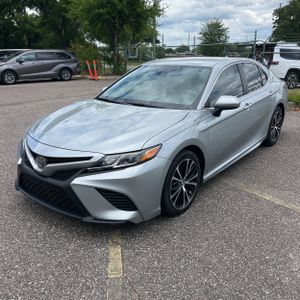 TOYOTA CAMRY - 1