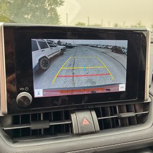 2025 Toyota RAV4 HYBRID XLE — миниатюра 40