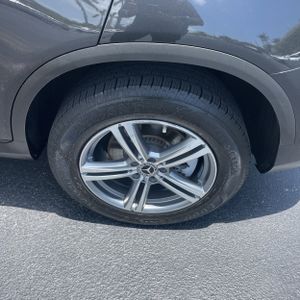 صورة مصغرة 18 لـ 2022 Mercedes-BENZ GLC