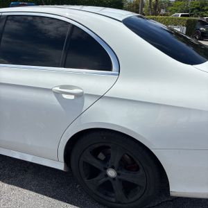 MERCEDES-BENZ E-CLASS - 6