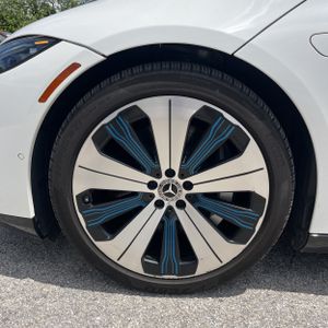 صورة مصغرة 17 لـ 2022 Mercedes-BENZ EQS