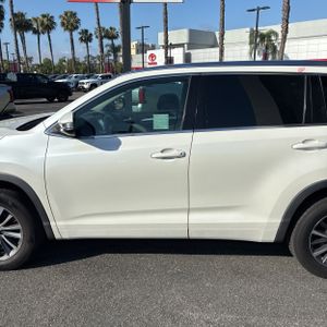 TOYOTA HIGHLANDER - 4