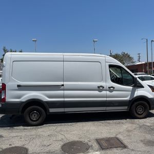 FORD TRANSIT 250 - 8