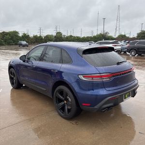 PORSCHE MACAN - 5