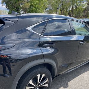 LEXUS NX 300 F SPORT - 9