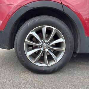 صورة 19 لـ 2017 Hyundai SANTA FE SE