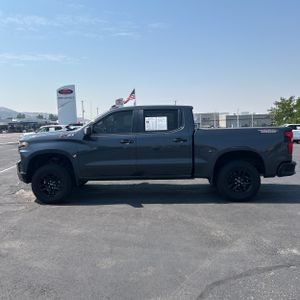 2021 Chevrolet SILVERADO 1500 LT TRAIL BOSS — фото 3