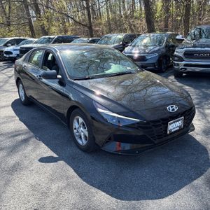 HYUNDAI ELANTRA SE - 10