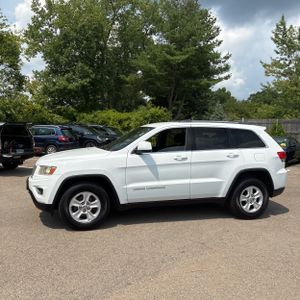 صورة 3 لـ 2014 JEEP GRAND CHEROKEE LAREDO