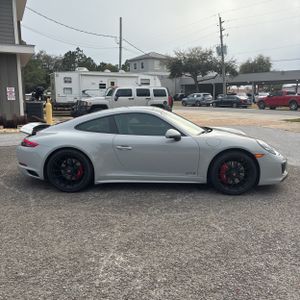 PORSCHE 911 CARRERA GTS - 10