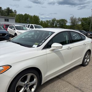 FORD FUSION SE - 2