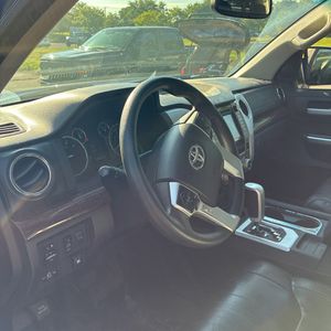 2014 Toyota TUNDRA LIMITED photo 36