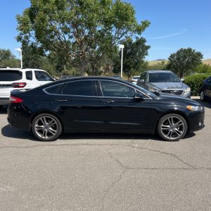 FORD FUSION TITANIUM - 10