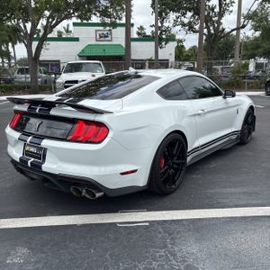 FORD MUSTANG SHELBY GT500 - 8