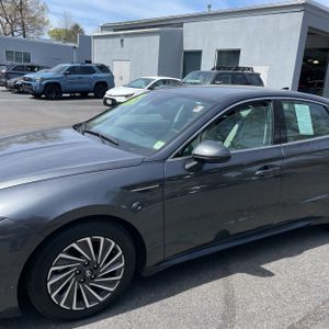 HYUNDAI SONATA HYBRID SEL - 2