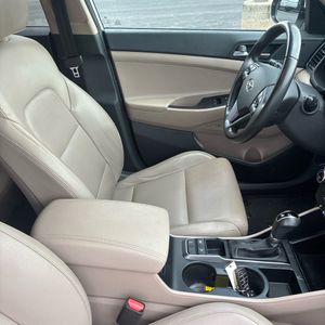 2017 Hyundai TUCSON LIMITED — фото 62