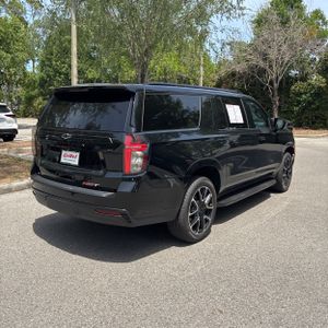 CHEVROLET SUBURBAN RST - 8