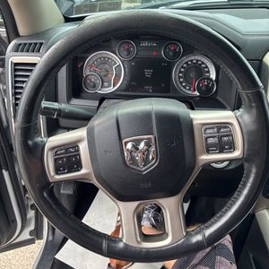 صورة مصغرة 33 لـ 2015 RAM 1500 LARAMIE