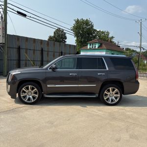 صورة 3 لـ 2015 Cadillac ESCALADE LUXURY