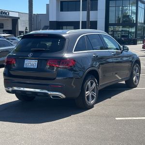 MERCEDES-BENZ GLC - 8