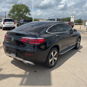 MERCEDES-BENZ GLC - 8