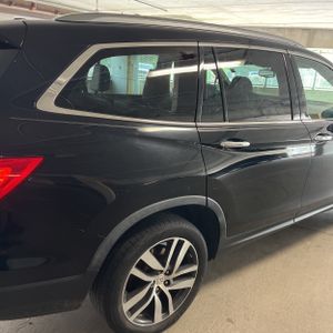 2017 Honda PILOT TOURING 照片 9