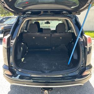 صورة 42 لـ 2018 Toyota RAV4 XLE