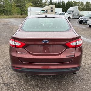FORD FUSION SE - 7