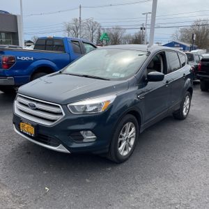 FORD ESCAPE SE - 1