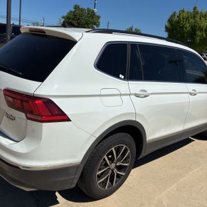 VOLKSWAGEN TIGUAN SE - 9
