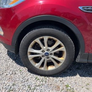 صورة مصغرة 17 لـ 2017 FORD ESCAPE SE