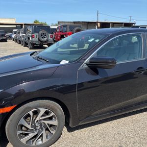2017 Honda CIVIC EX — фото 2