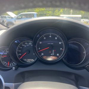 2016 Porsche CAYENNE BASE 缩略图 41