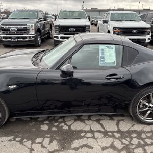 Mazda MX-5 Miata RF Grand Touring - 4