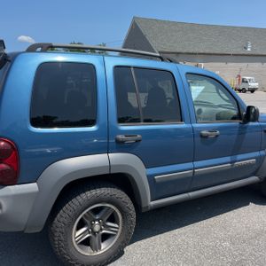 2005 JEEP LIBERTY SPORT 照片 9
