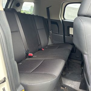 صورة 39 لـ 2013 Toyota FJ CRUISER BASE