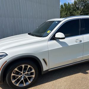2019 BMW X5 XDRIVE40I photo 2