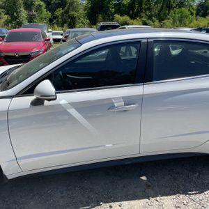 HYUNDAI SONATA HYBRID LIMITED - 4