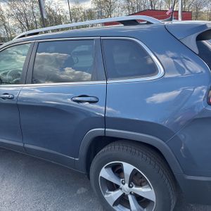 JEEP CHEROKEE LIMITED - 6