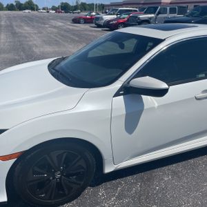 صورة 2 لـ 2019 Honda CIVIC EX