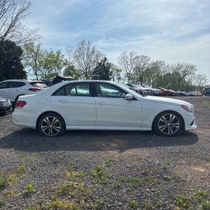 MERCEDES-BENZ E-CLASS - 10