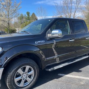 FORD F-150 LARIAT - 2