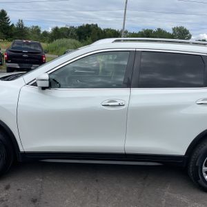2018 Nissan ROGUE SV 照片 4