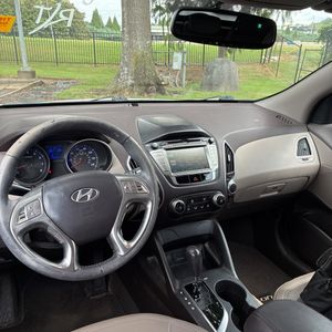 2011 Hyundai TUCSON GLS 照片 36