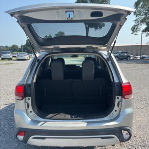 صورة مصغرة 44 لـ 2019 Mitsubishi OUTLANDER SE
