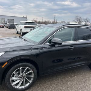 LINCOLN CORSAIR GRAND TOURING - 2