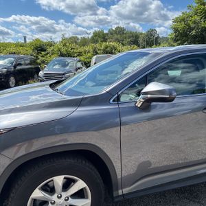 صورة 2 لـ 2017 Lexus RX 350 BASE