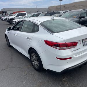 2019 KIA OPTIMA LX photo 5