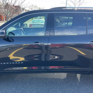 CHEVROLET TRAVERSE HIGH COUNTRY - 4